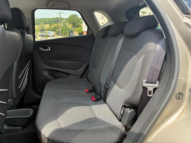 Renault Captur image 2