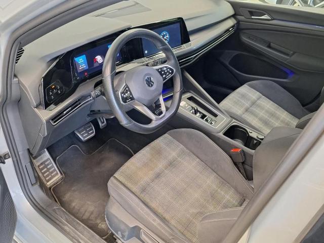 Volkswagen Golf image 9