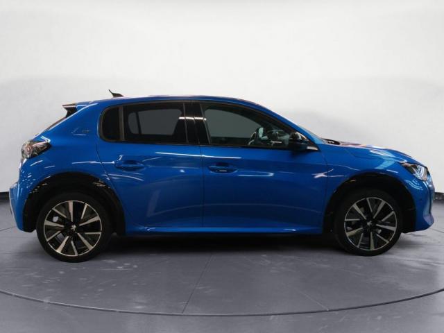 Peugeot 208 image 3