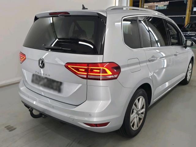 Volkswagen Touran image 3
