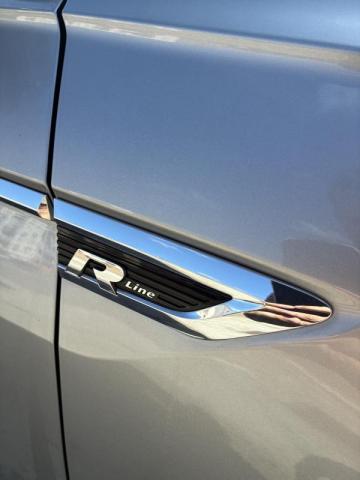 Volkswagen Tiguan image 9