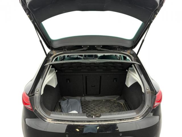 Seat Leon image 1