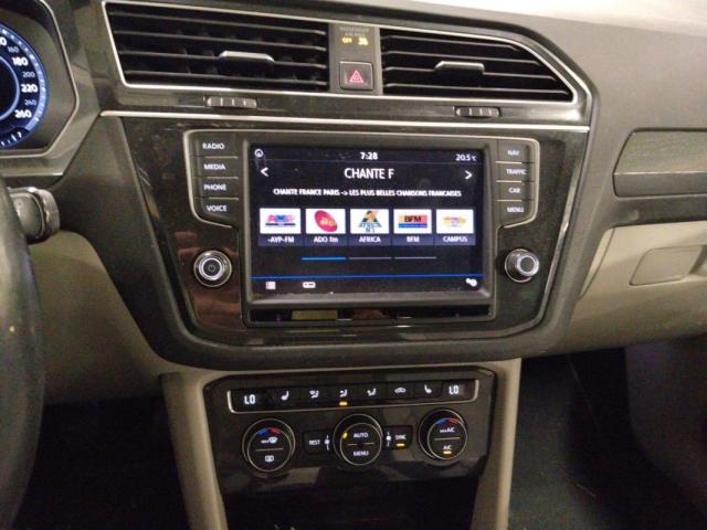 Volkswagen Tiguan image 8