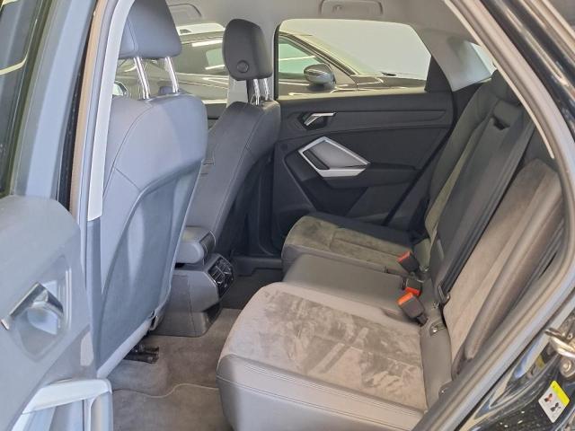 Audi Q3 image 2