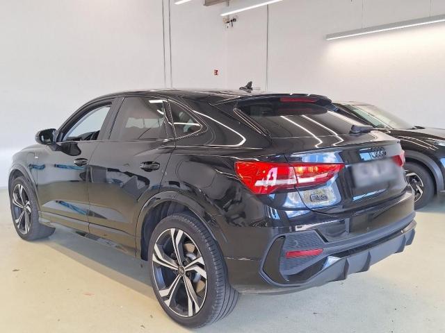 Audi Q3 image 3