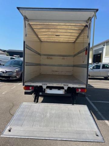 Renault Maxity image 8
