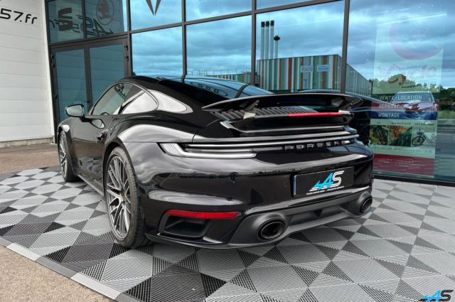 Porsche 911 image 1