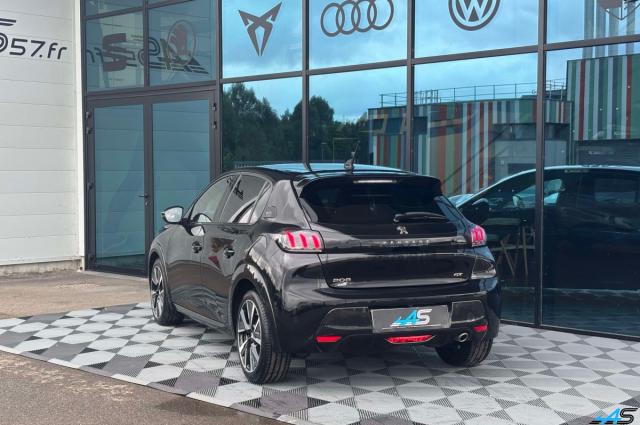 Peugeot 208 image 4