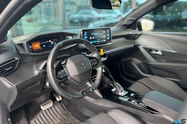 Peugeot 208 image 7
