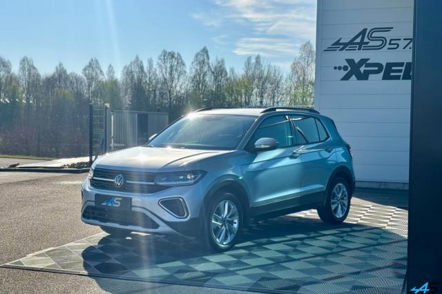 Volkswagen T-Cross image 8