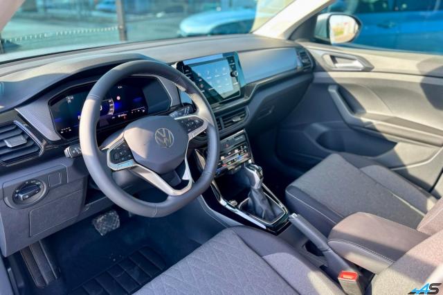 Volkswagen T-Cross image 9