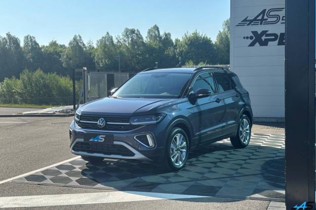 Volkswagen T-Cross image 2