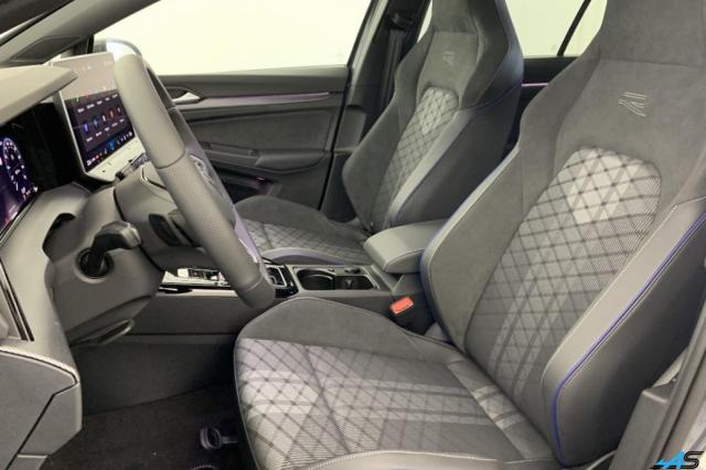 Volkswagen Golf image 9