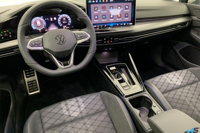 Volkswagen Golf image 4