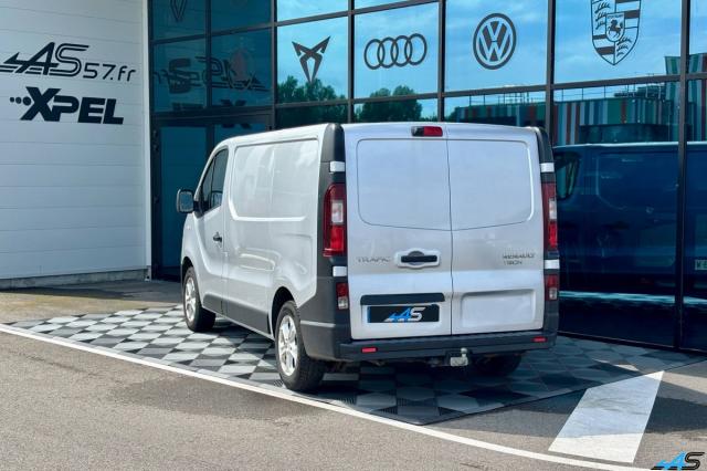 Renault Trafic image 9