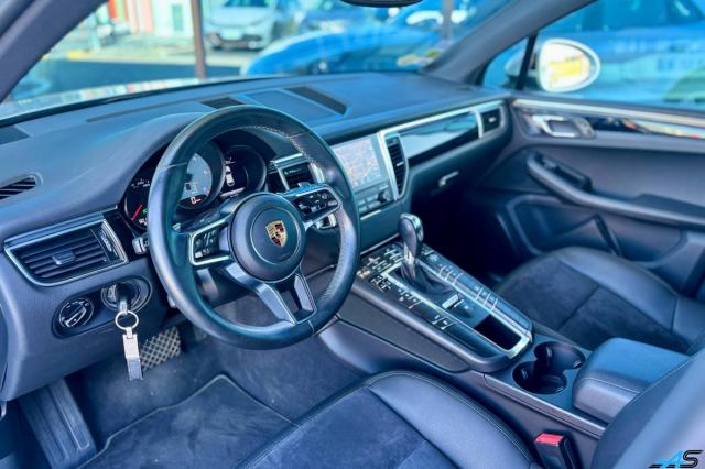 Porsche Macan image 9