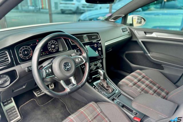 Volkswagen Golf image 3