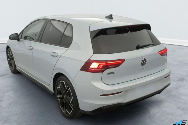 Volkswagen Golf image 6