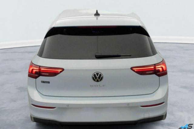 Volkswagen Golf image 4