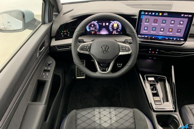 Volkswagen Golf image 1