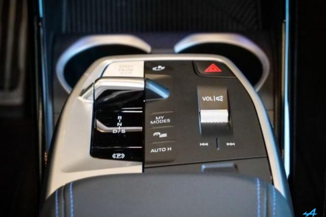 Bmw X1 image 8