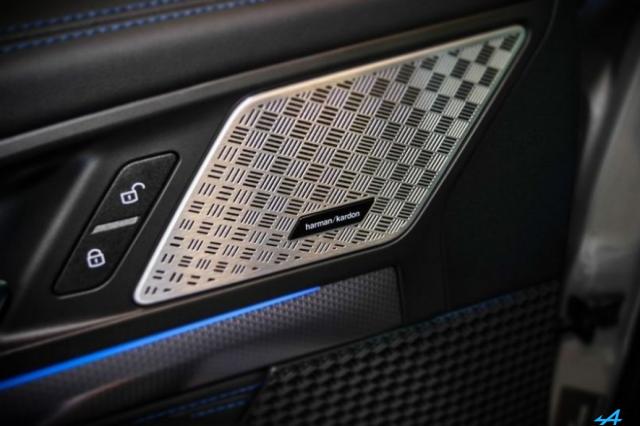 Bmw X1 image 2