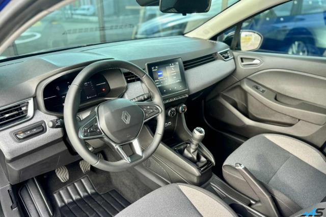 Renault Clio image 8