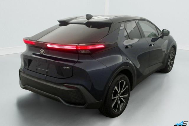 Toyota C-Hr image 6