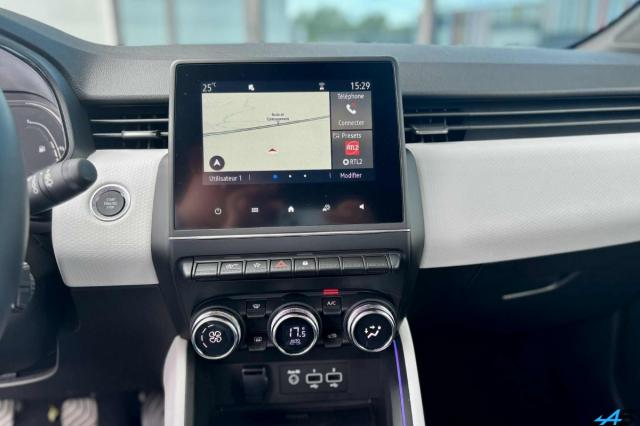 Renault Clio image 6