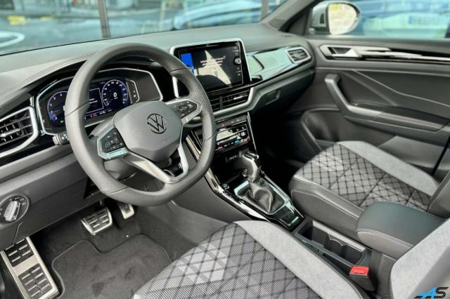 Volkswagen T-Roc image 7