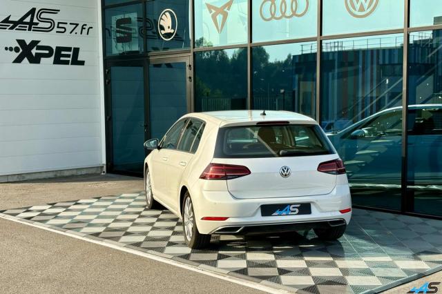 Volkswagen Golf image 8