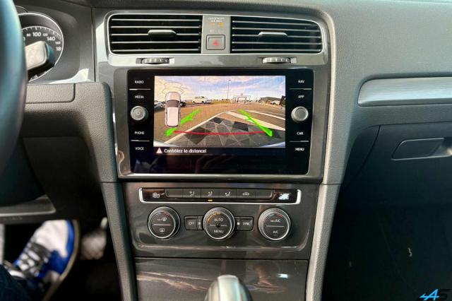 Volkswagen Golf image 4