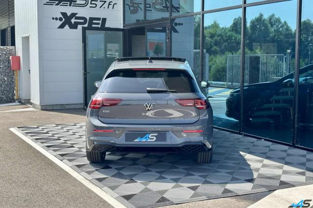 Volkswagen Golf image 9