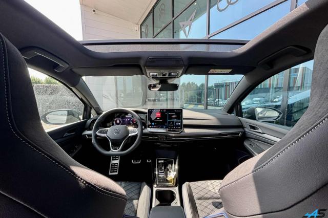 Volkswagen Golf image 1