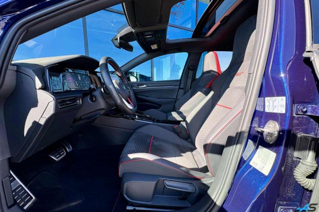 Volkswagen Golf image 1