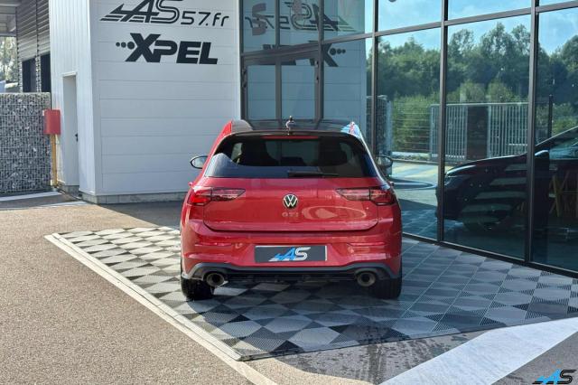 Volkswagen Golf image 8