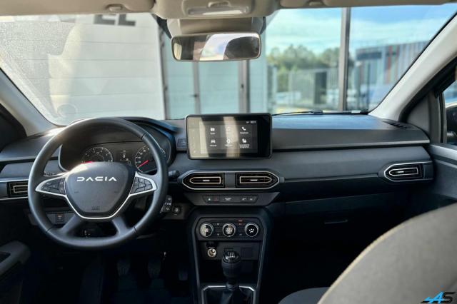 Dacia Sandero image 9