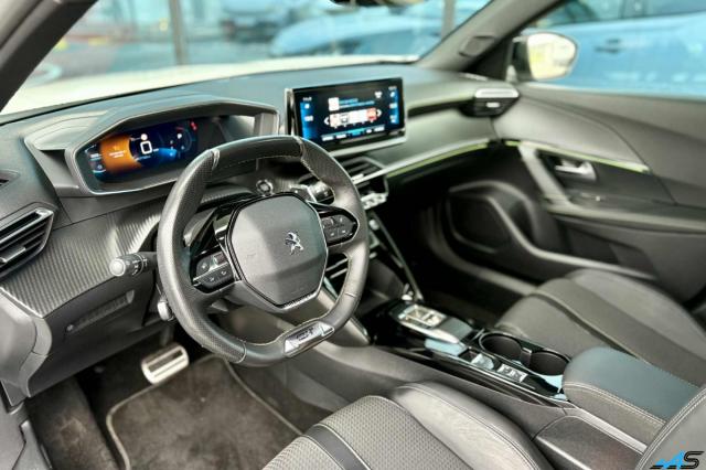 Peugeot 2008 image 7