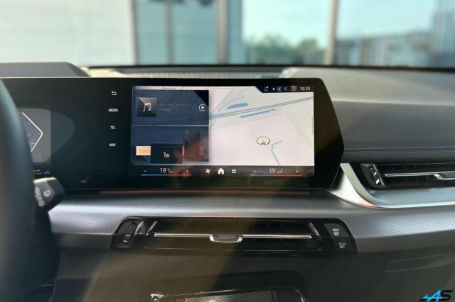 Bmw X1 image 1