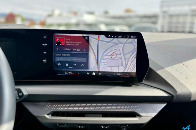 Bmw Série 1 image 9