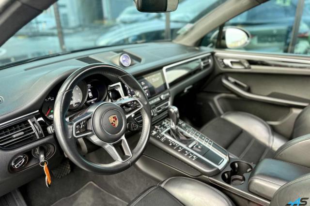 Porsche Macan image 6