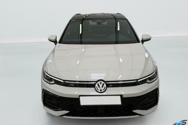 Volkswagen Golf image 8