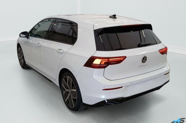 Volkswagen Golf image 6