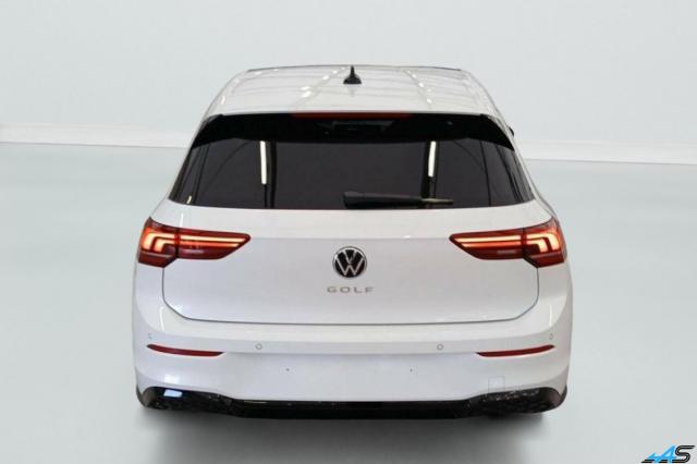 Volkswagen Golf image 2