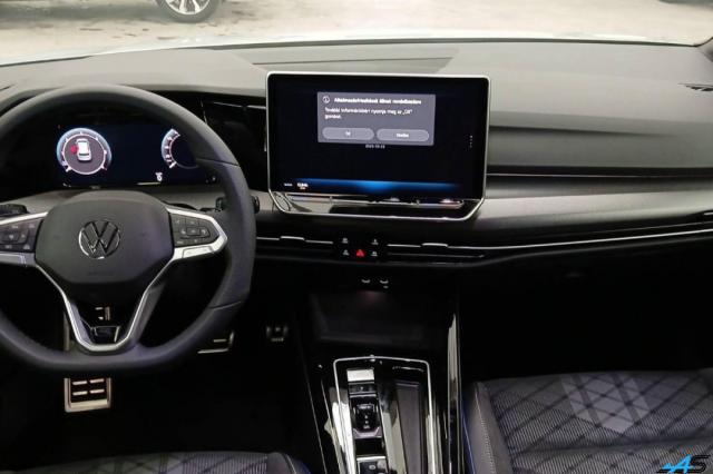 Volkswagen Golf image 7