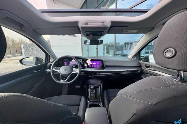 Volkswagen Golf image 1