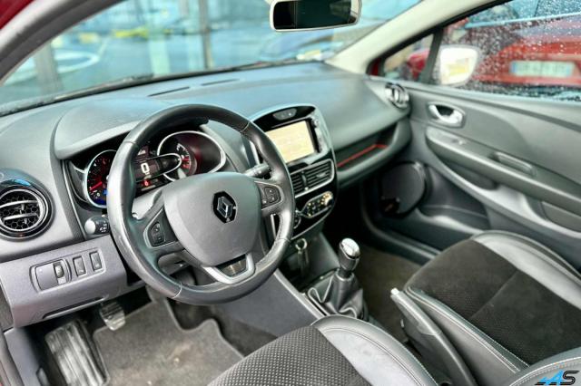 Renault Clio image 9