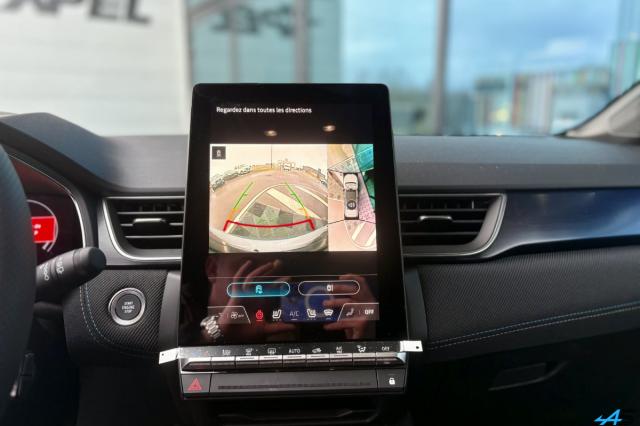 Renault Captur image 2