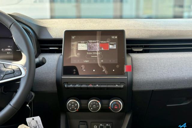 Renault Clio image 6