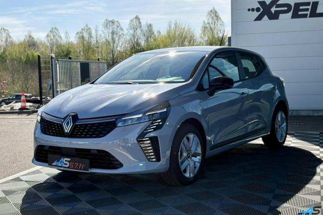 Renault Clio image 1